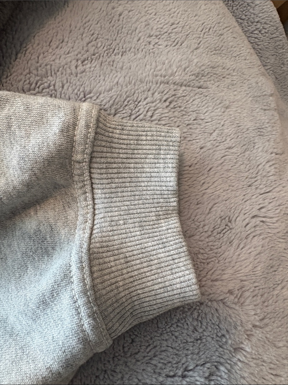 NWT Aerie Heather Gray Crewneck Sweatshirt with Crochet Details Size M - Picture 7 of 7